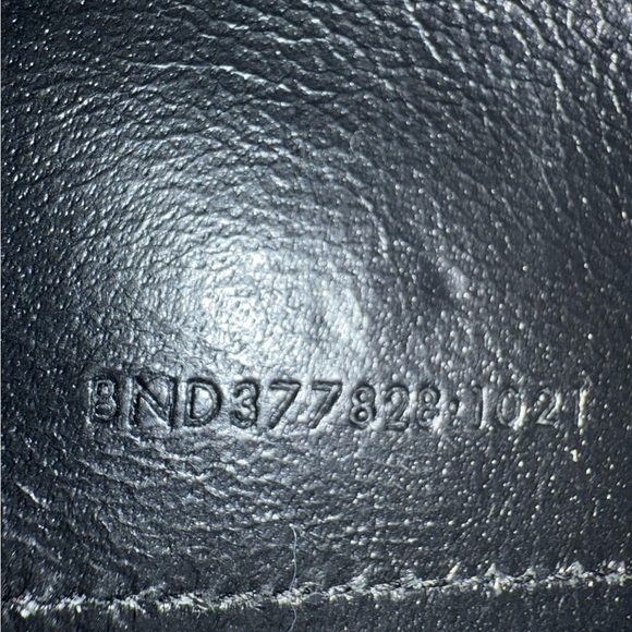 Ysl wallet on chain - Picture 8 of 9